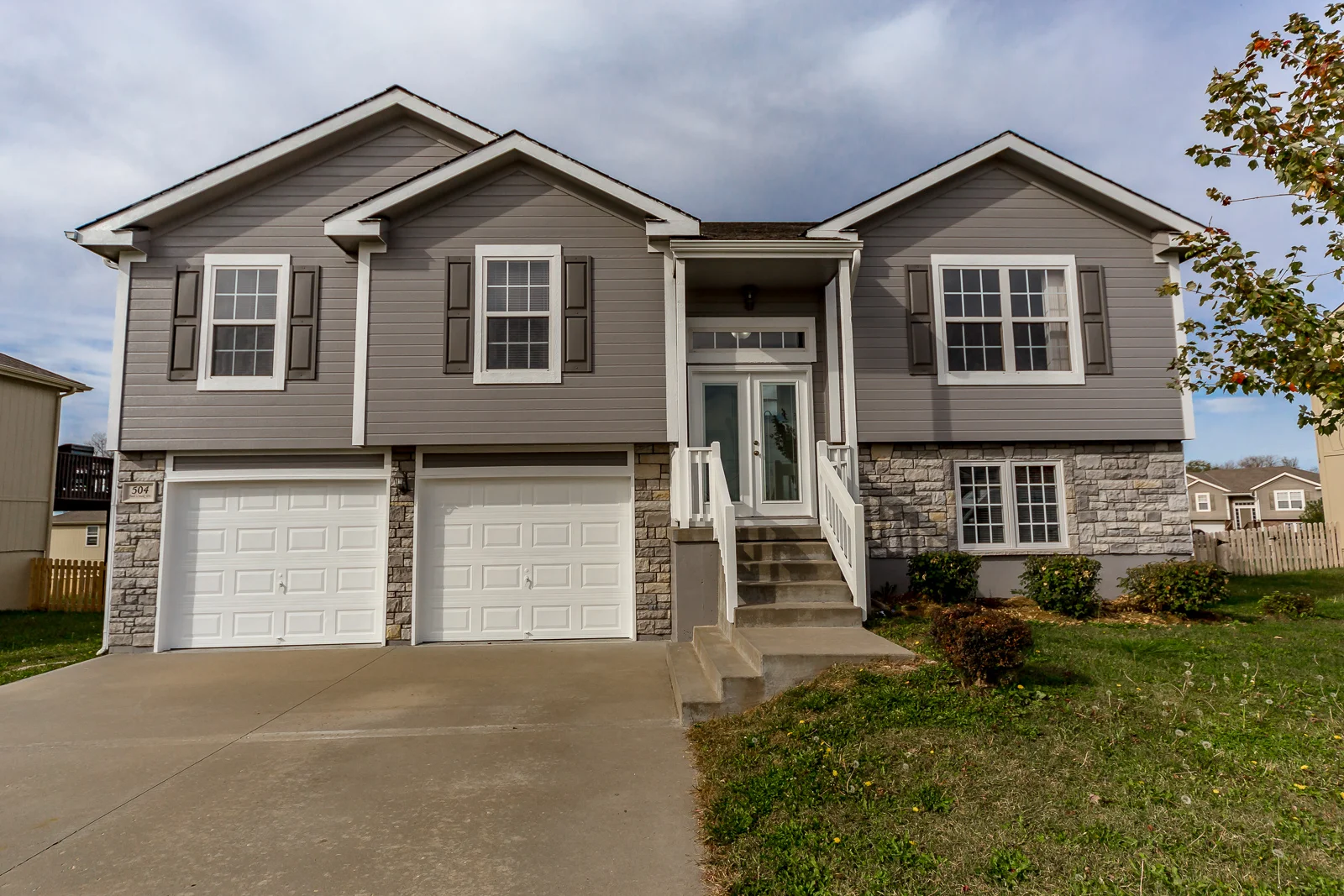 504 Fall Creek Dr - Web-101.JPG