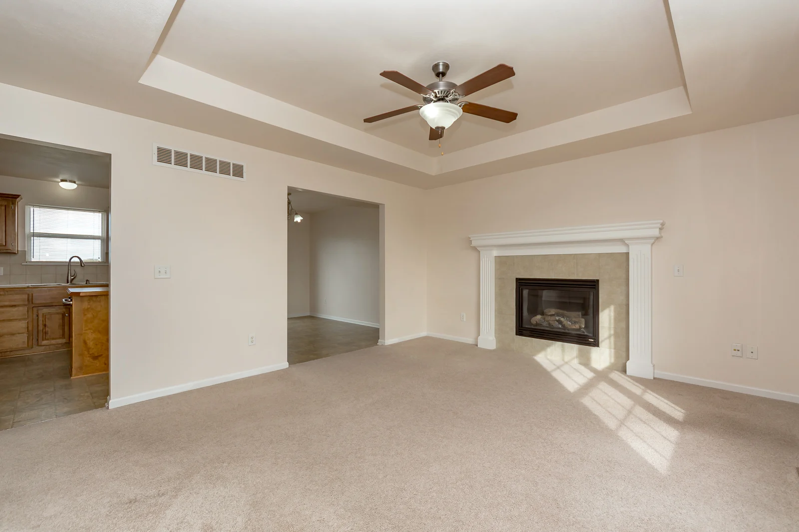 504 Fall Creek Dr - Web-109.JPG