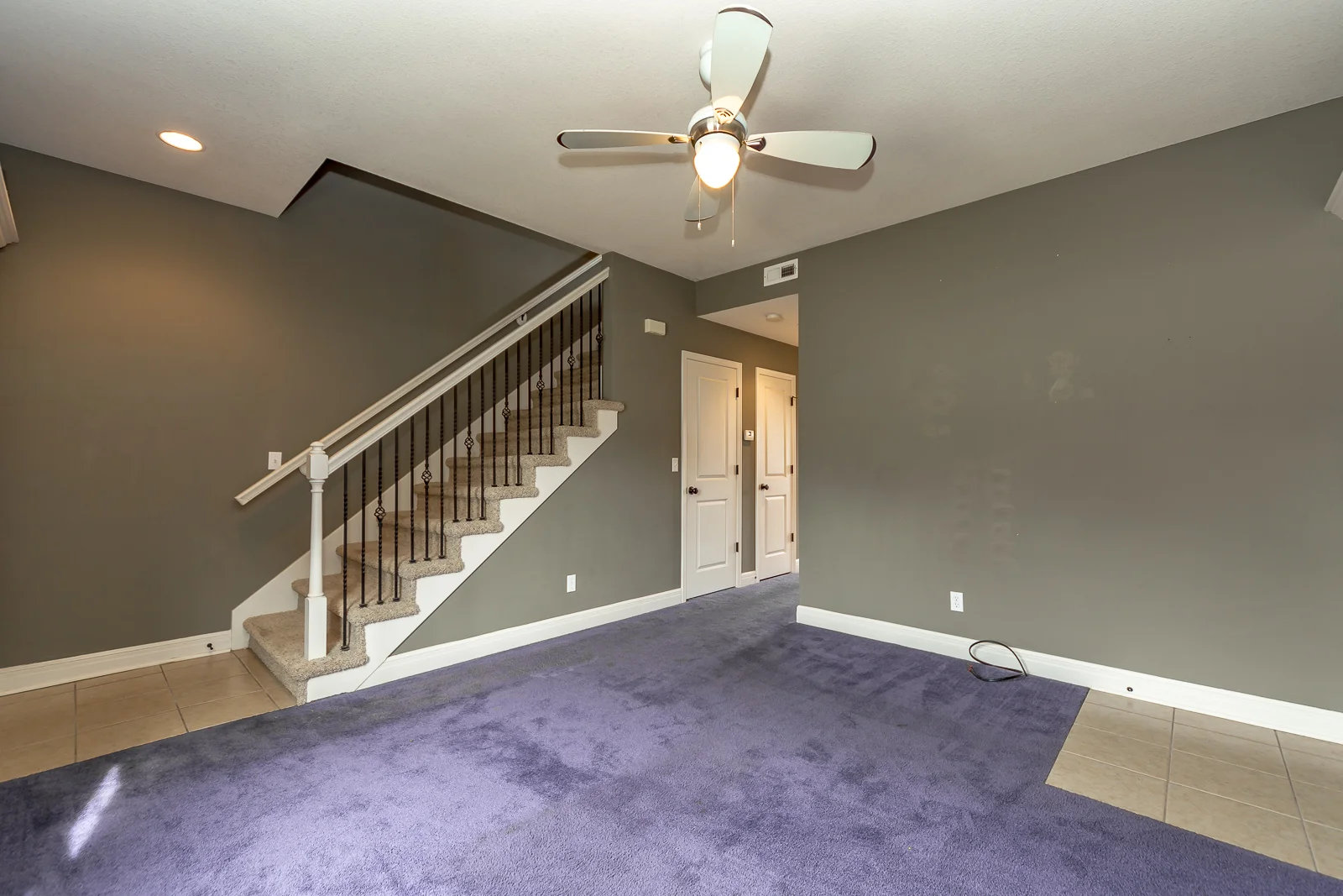 633 E Spring St - Web-104.JPG