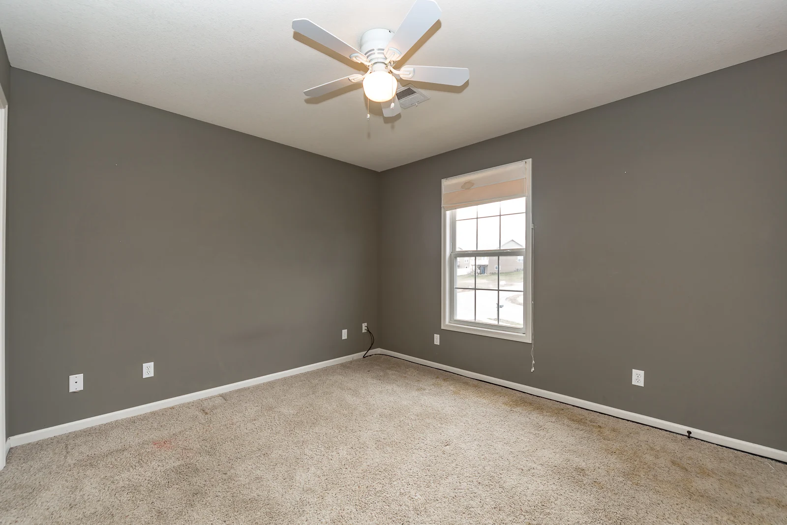 633 E Spring St - Web-117.JPG