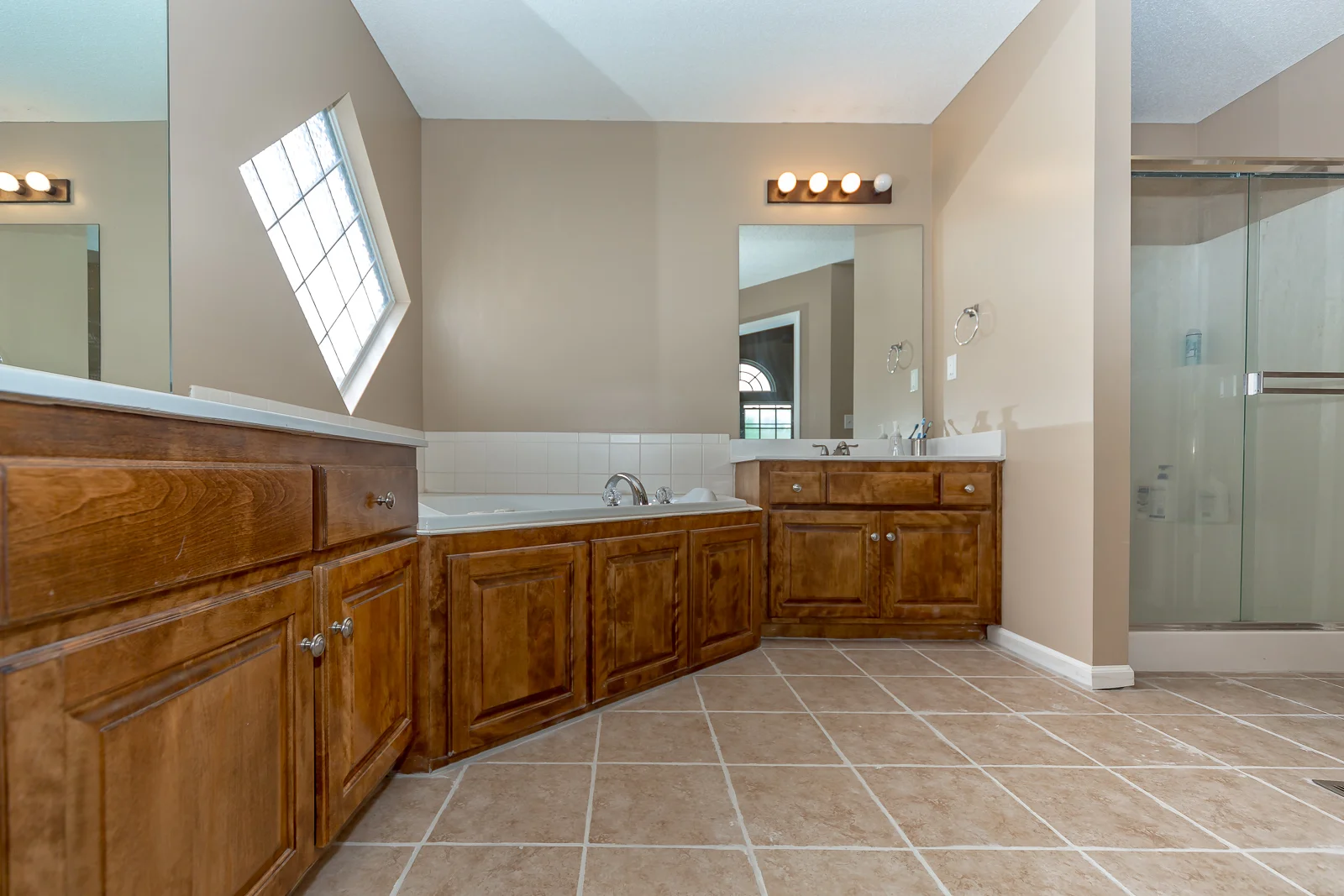 618 S Walnut - web-128.jpg