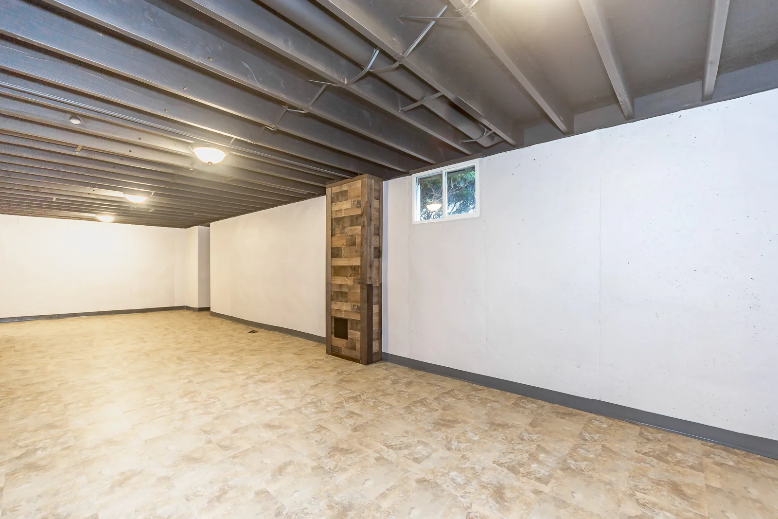 1701 N Kiger Rd - Web-123.jpg
