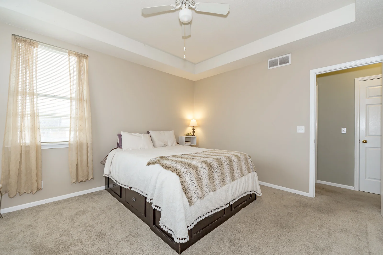 1118 S Frontier Dr - Web-124.jpg