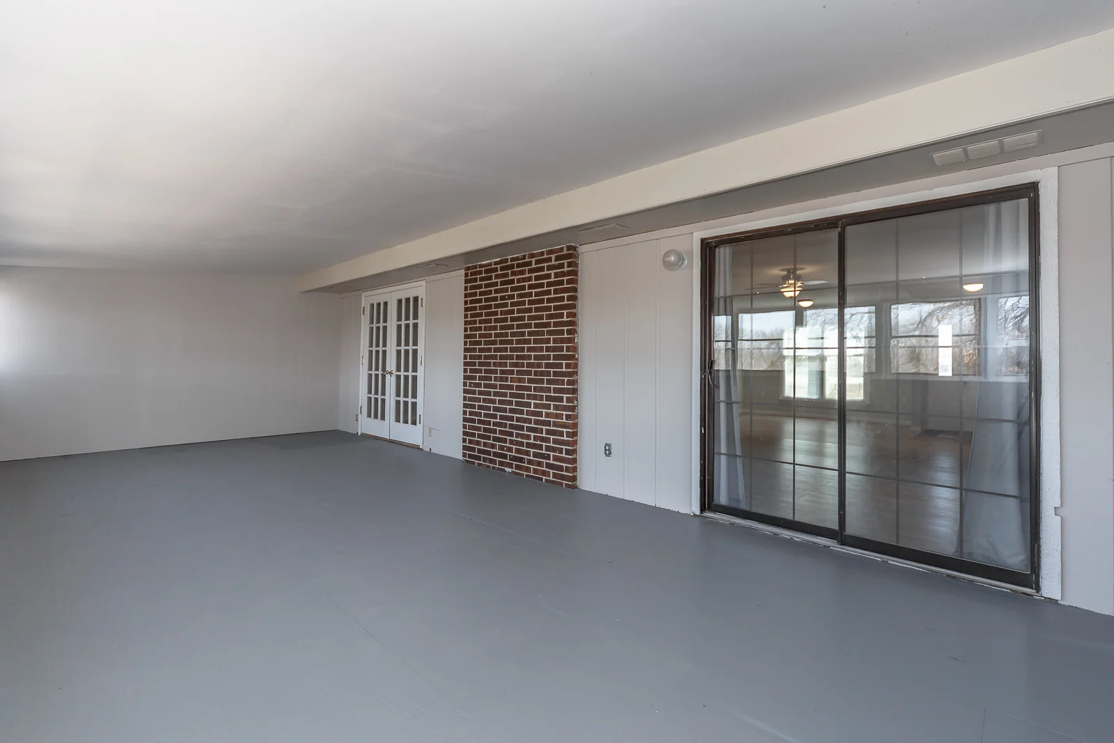 21550 W 220th St - Web-143.jpg