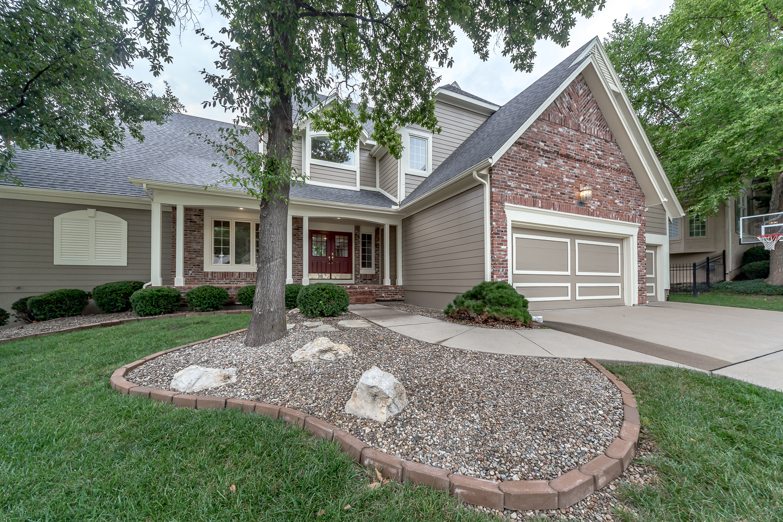 6520 W 106th St - Web-104.JPG