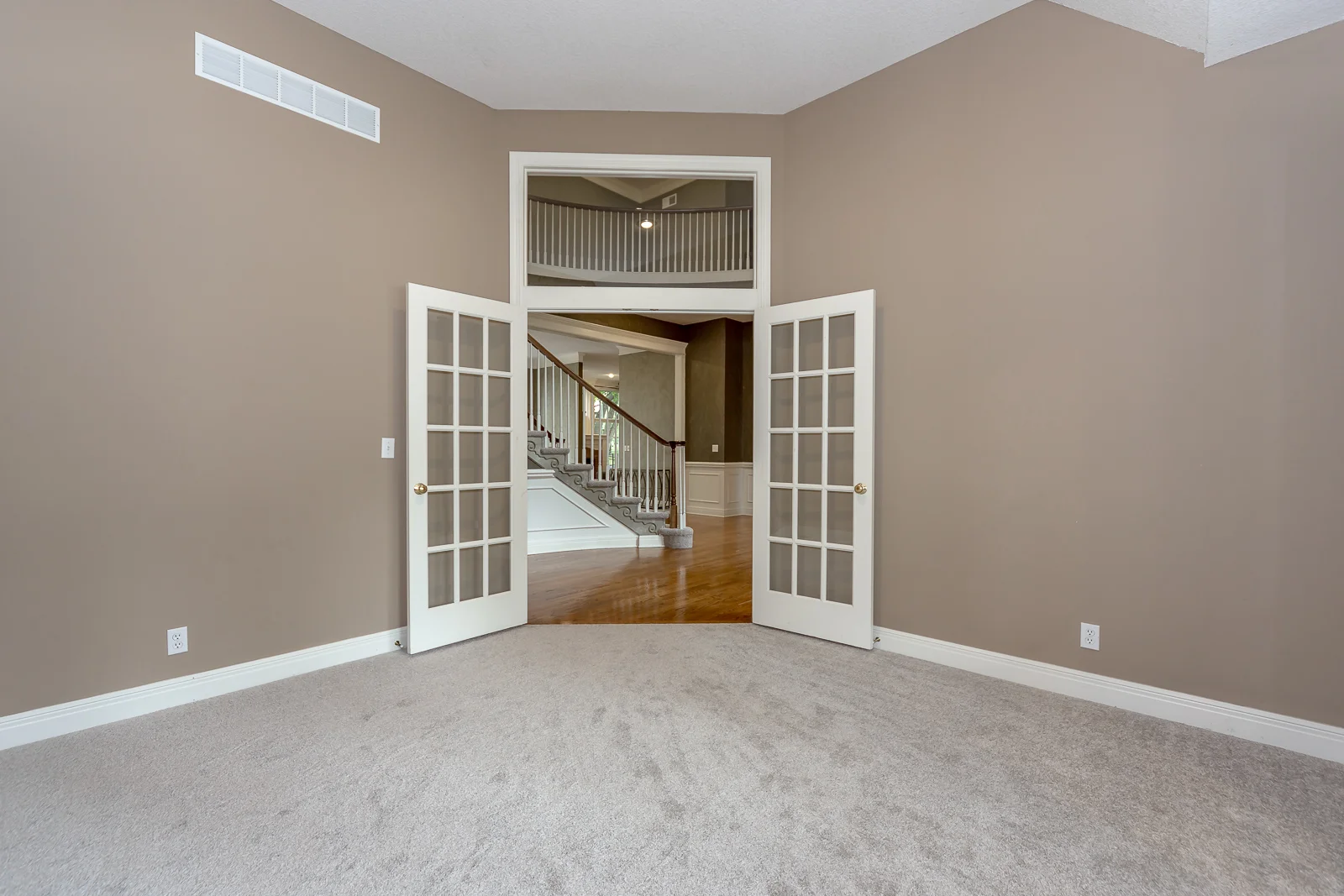 6520 W 106th St - Web-114.JPG