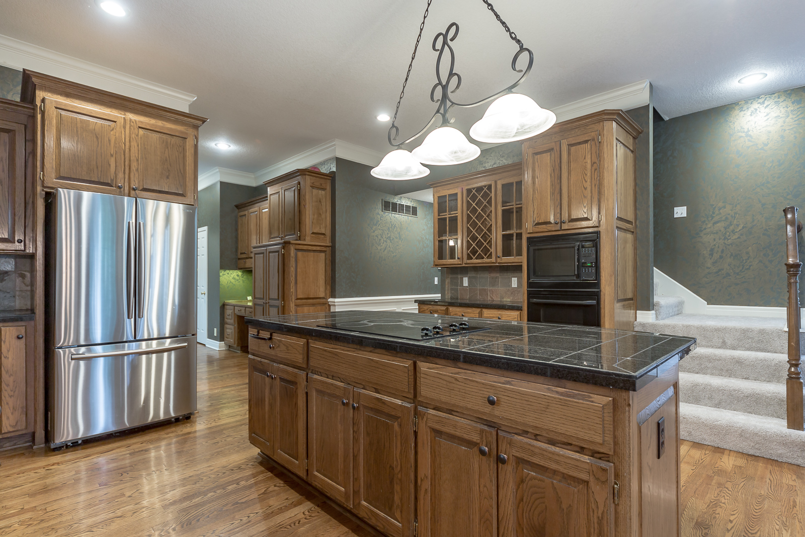 6520 W 106th St - Web-126.JPG