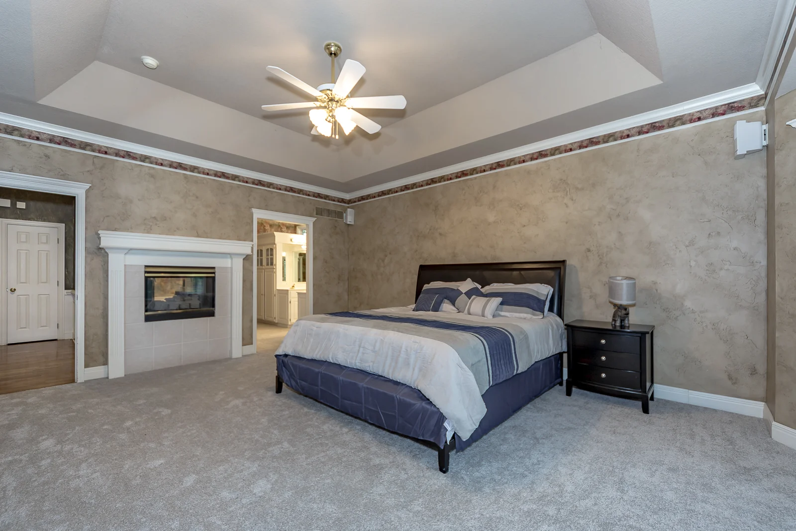 6520 W 106th St - Web-133.JPG