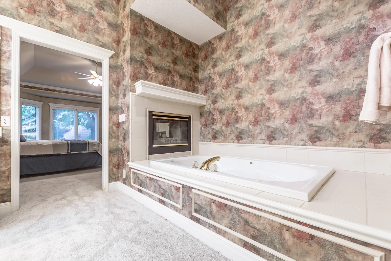 6520 W 106th St - Web-140.JPG