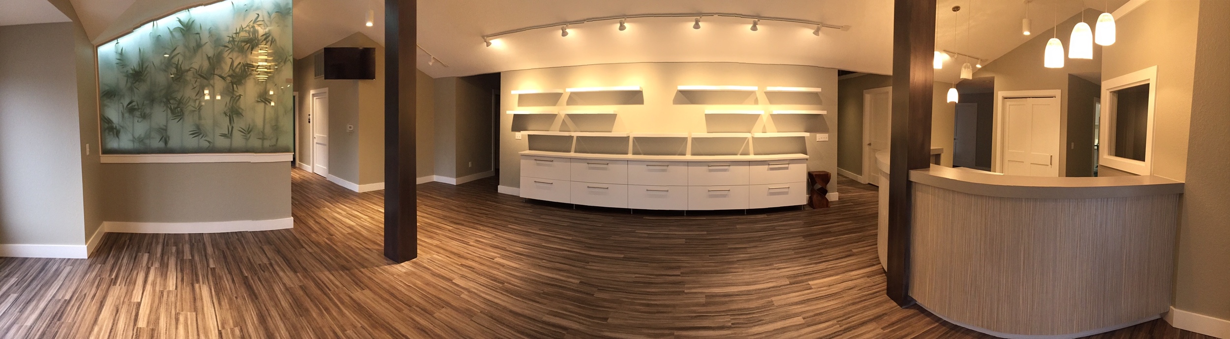 Dr. Welch Office 13 Lobby Panoramic.jpg