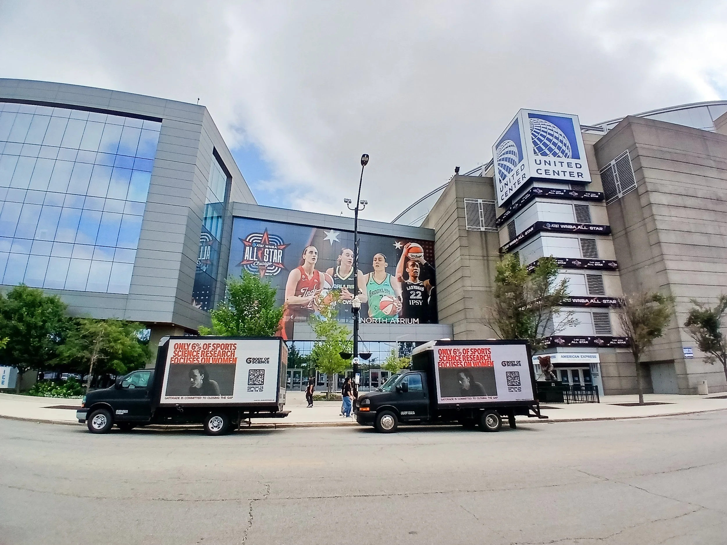 WNBA_Gatorade_Chicago_Truck_1898_Caitlin_2026-07-25_E62EC0DE.jpg