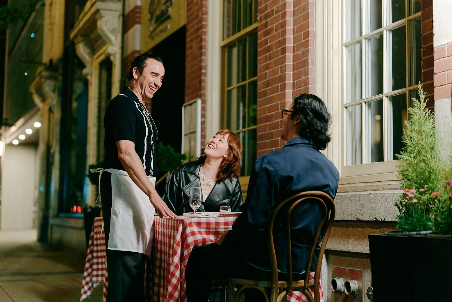 CONSTANT_CONTACT_05_RESTAURANT_SHOT_18-007380.jpg