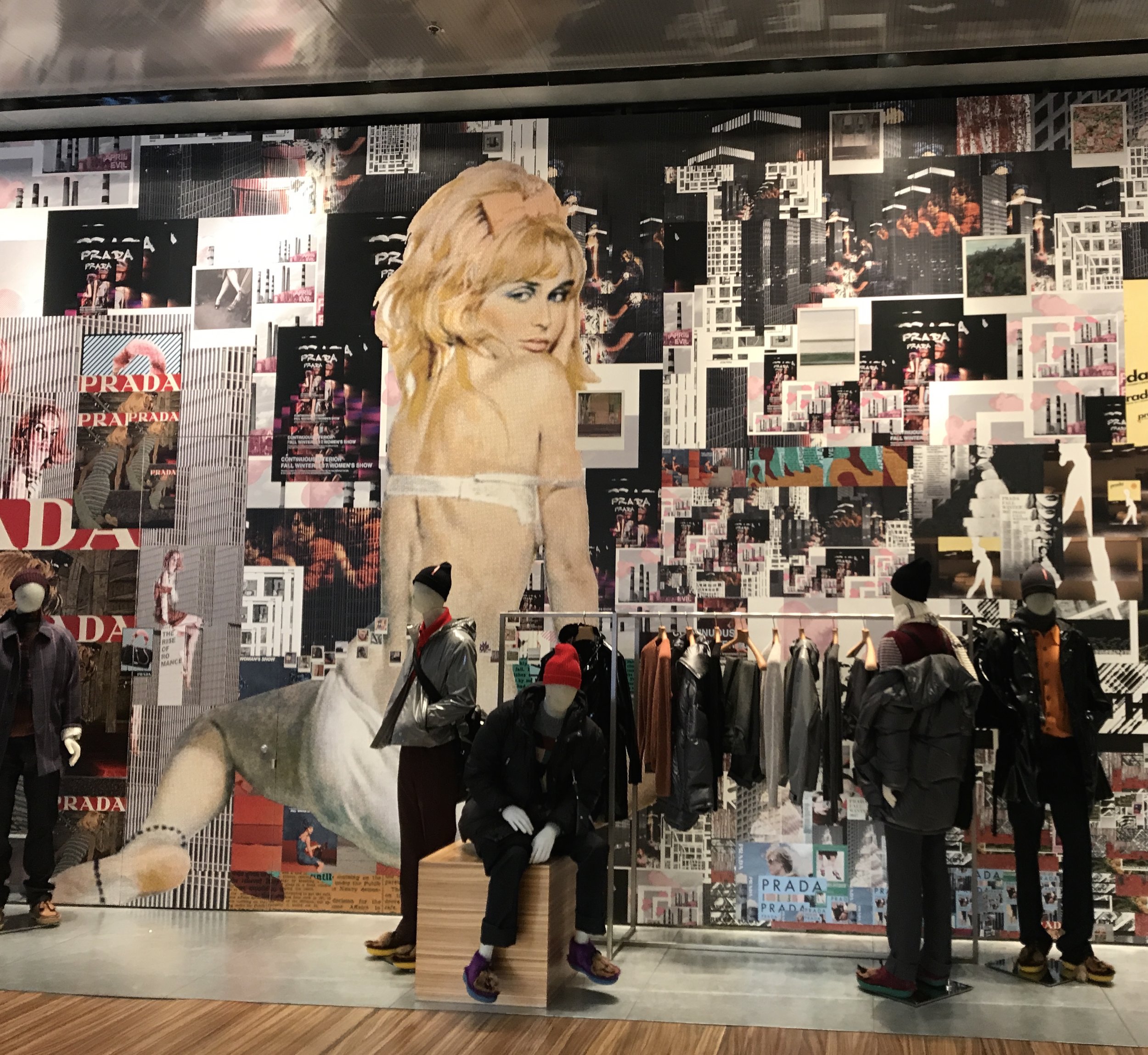 2017 - FRAGMENTARIANISM - printed wallpaper