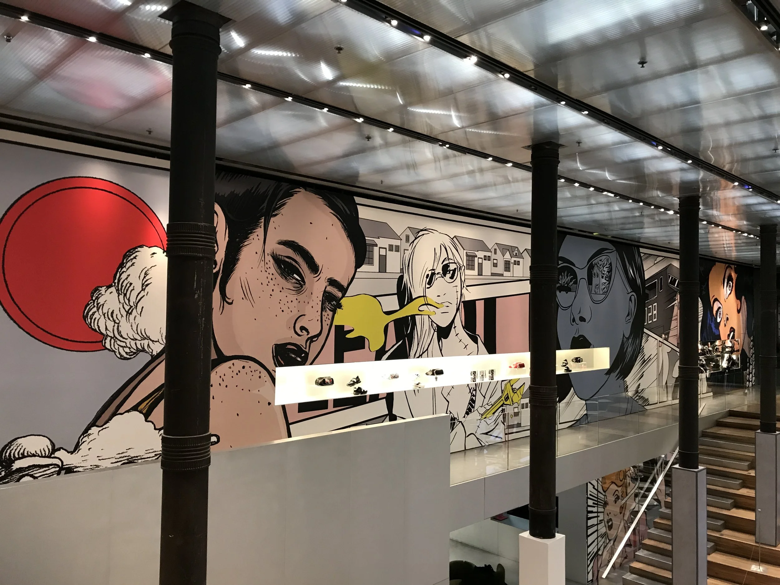 2018 - comic relief - printed wallpaper 