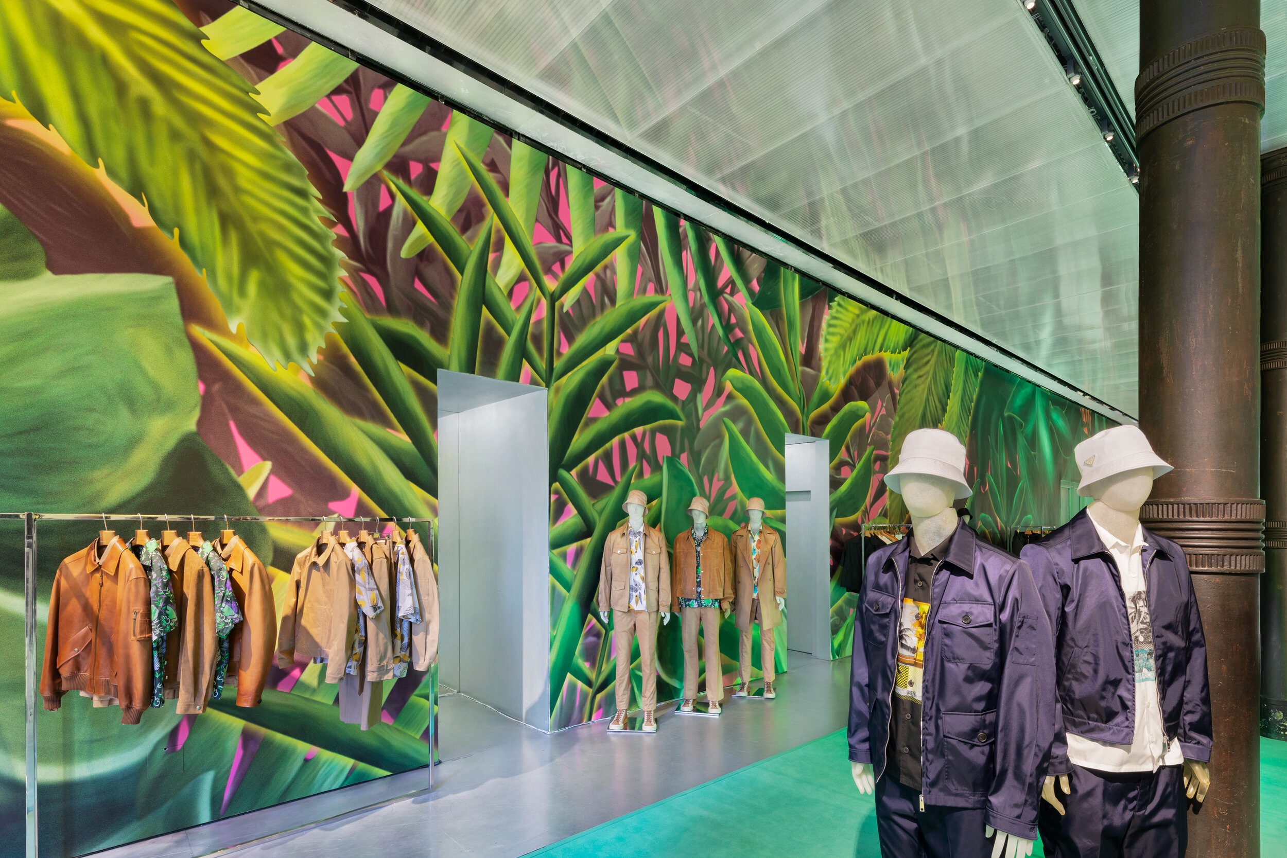 2020 - hyperleaves - printed wallpaper