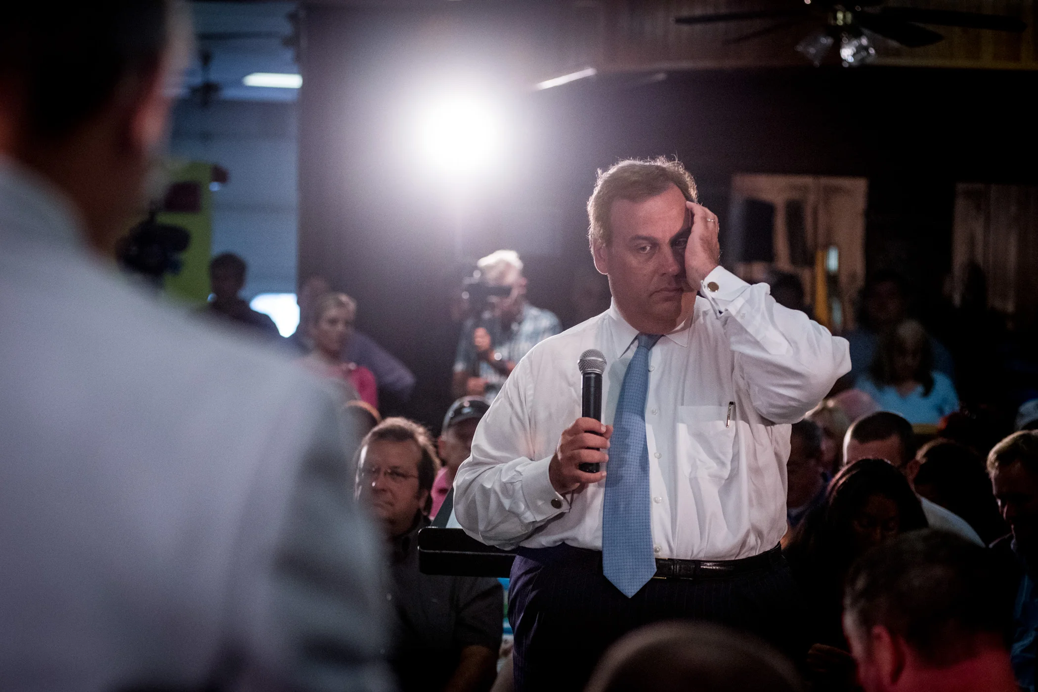 Gov. Chris Christie answers questions from the audience during a forum discussing his K-12 education funding proposal inside Hope Hose Humane Co in Bordentown, N.J., on Tuesday, Aug. 23, 2016. (Michael Ares / Philadelphia Inquirer)