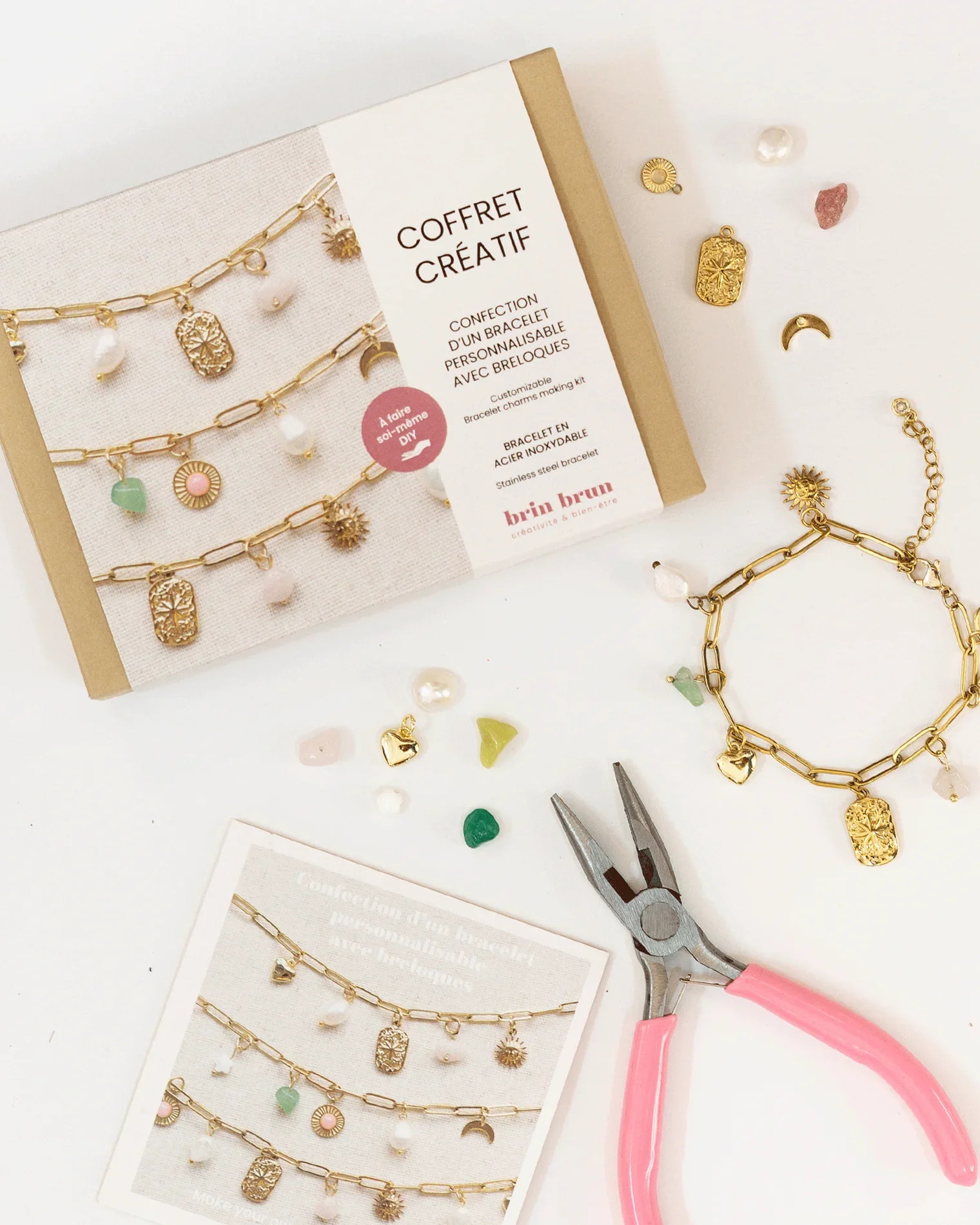 Kit-fabrication-d_un-bracelet-a-breloques-astro_3bdca80d-b203-4cf5-b2b3-a0baef26c531.webp