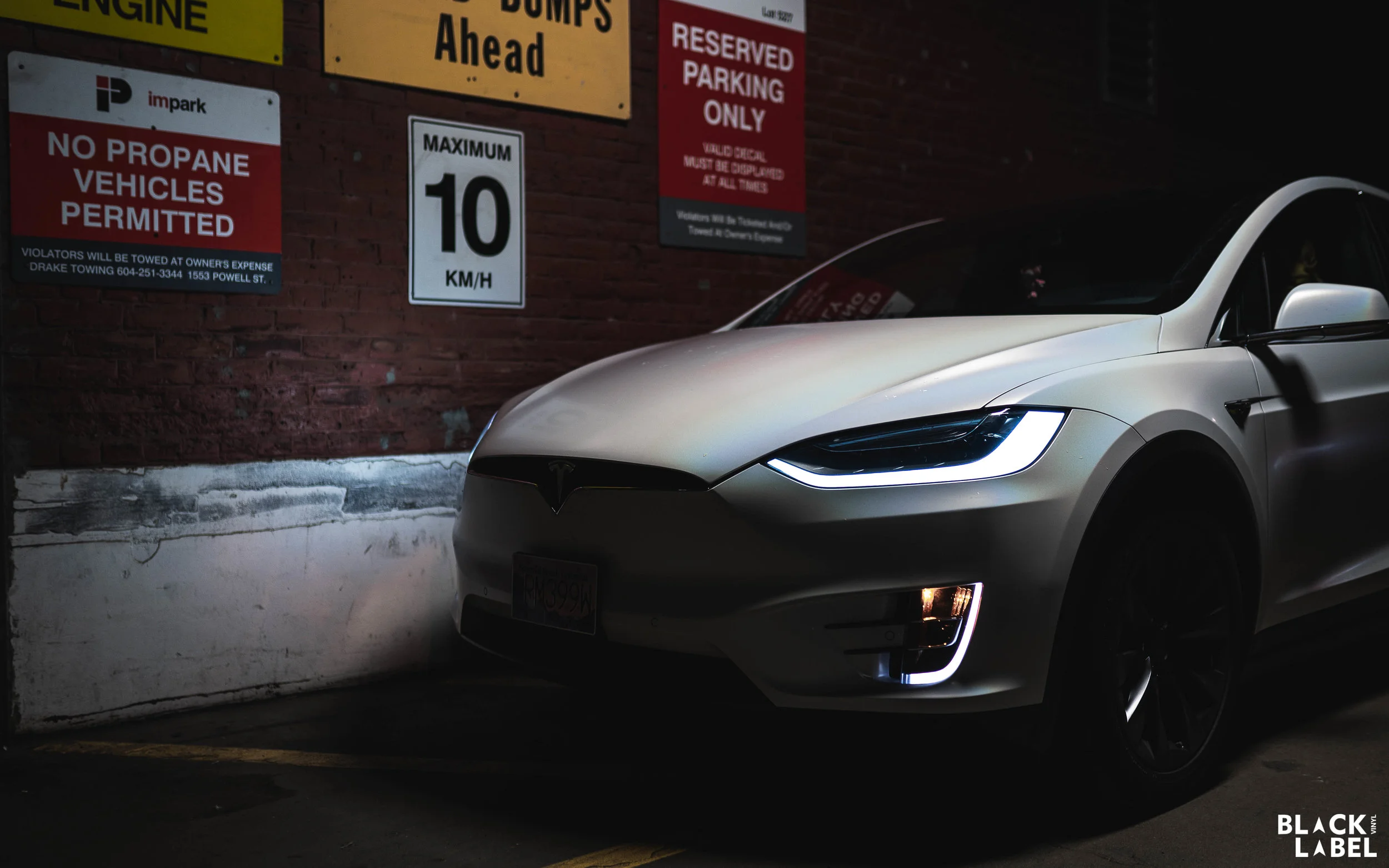 Tesla Model X Exterior Color Change in Satin Ghost Flip (Copy)