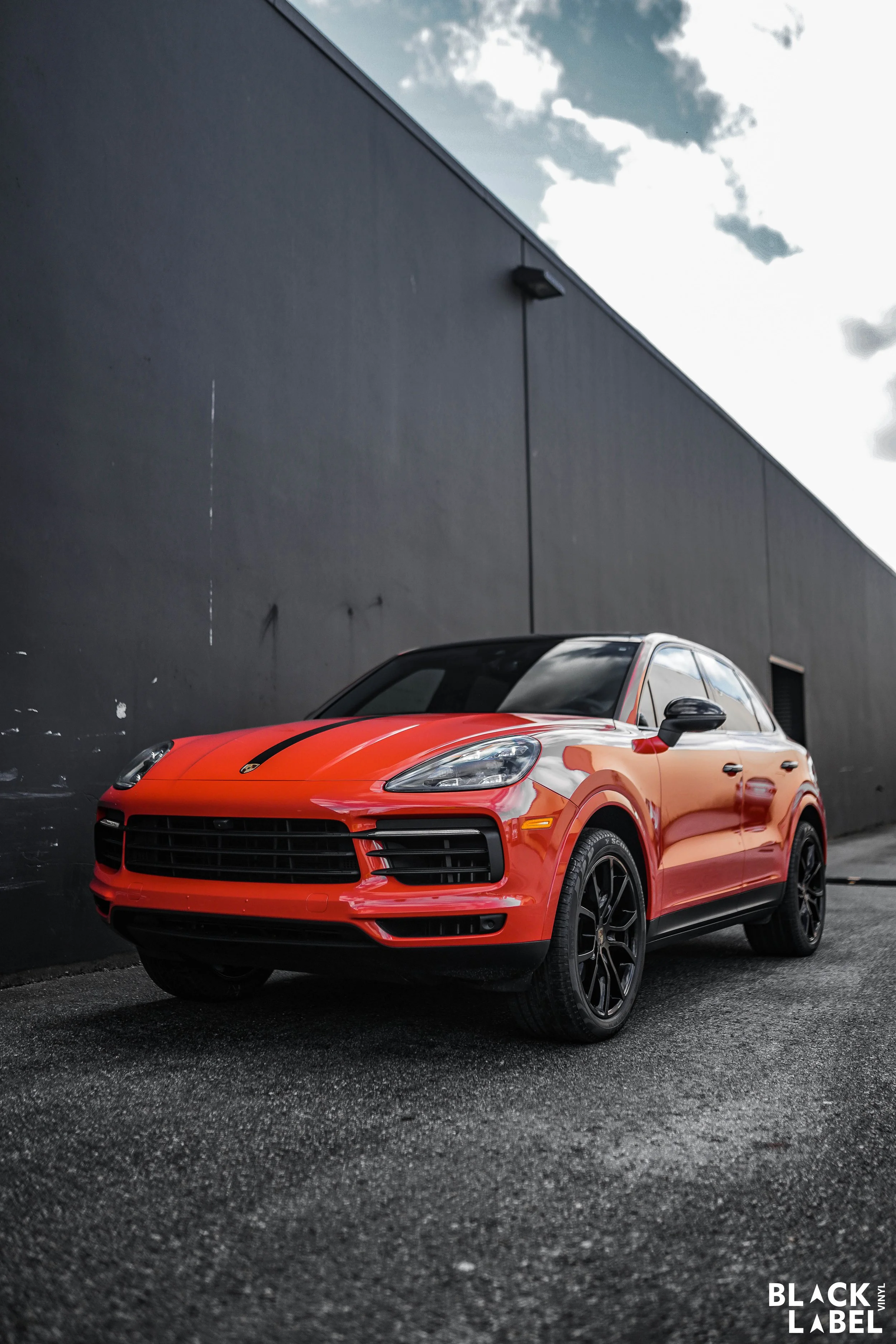 PORSCHE CAYENNE Vinyl Wrap in High Gloss Lava Orange