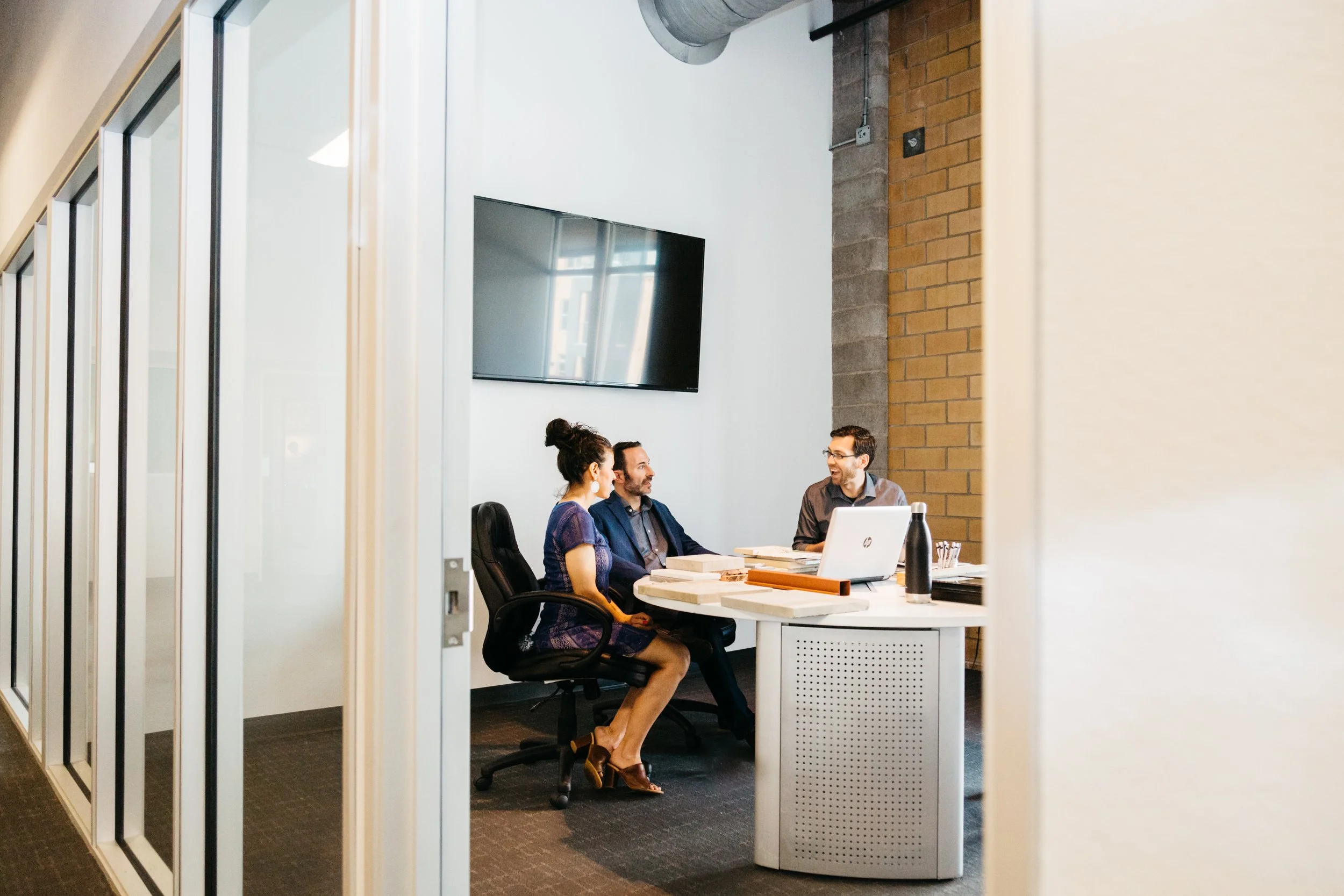 5 Ways Small Business Owners Can Refresh Their Marketing This Spring