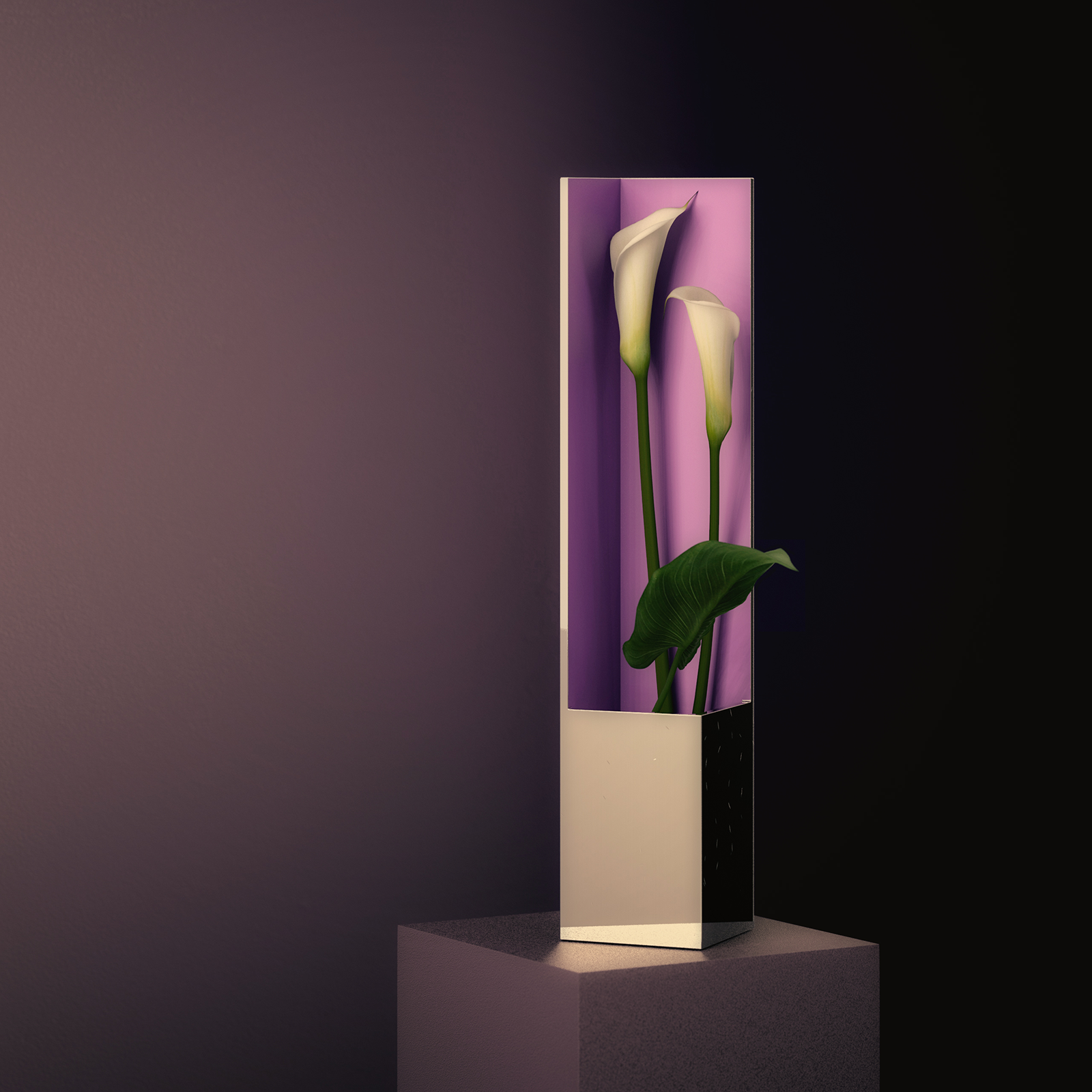 Metropolitan vase in purple