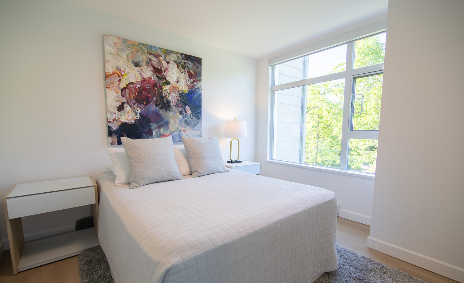 qualicum-bedroom.png