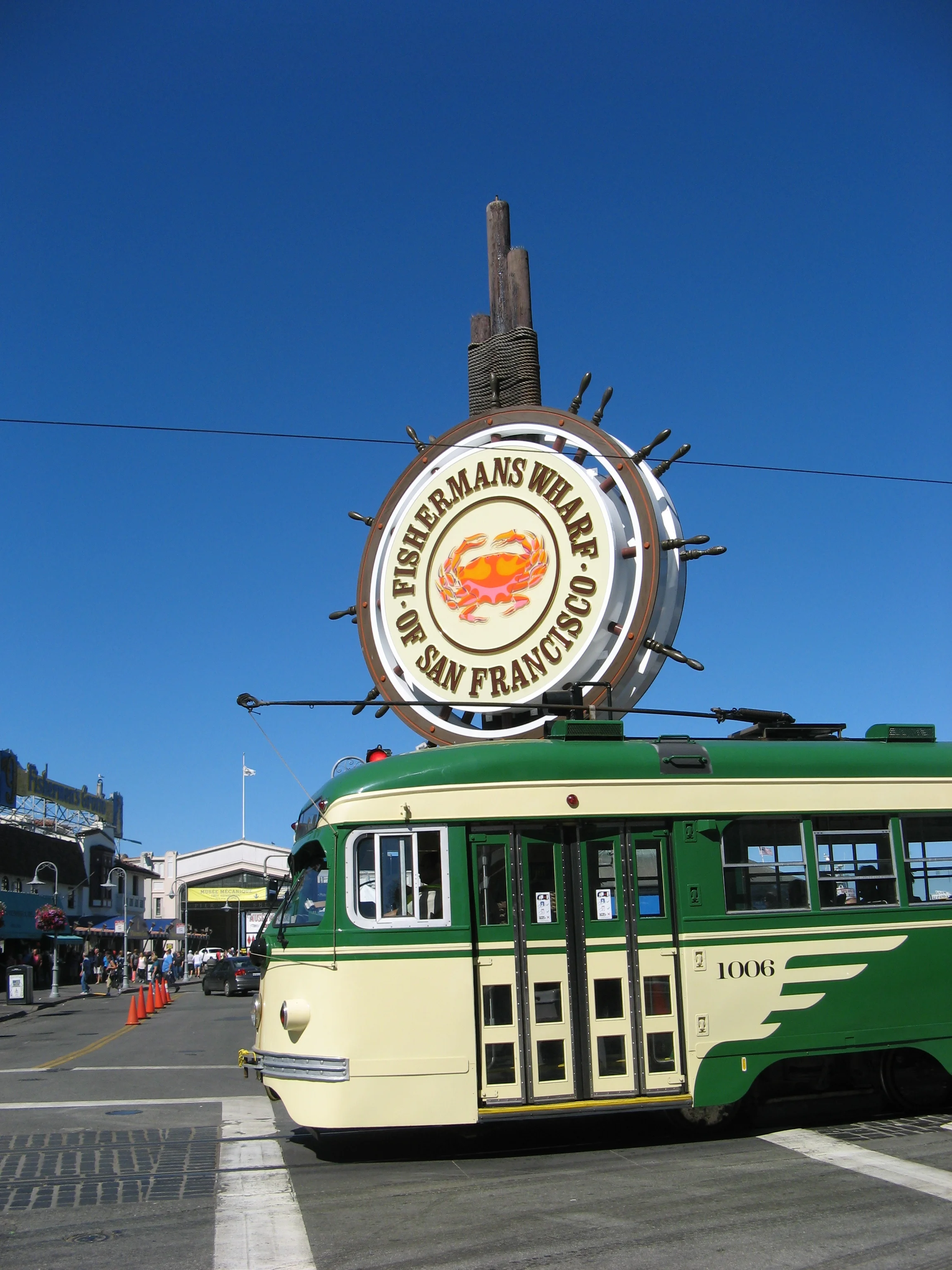 Wharf workers still stranded, tech bus picks up Muni’s slack
