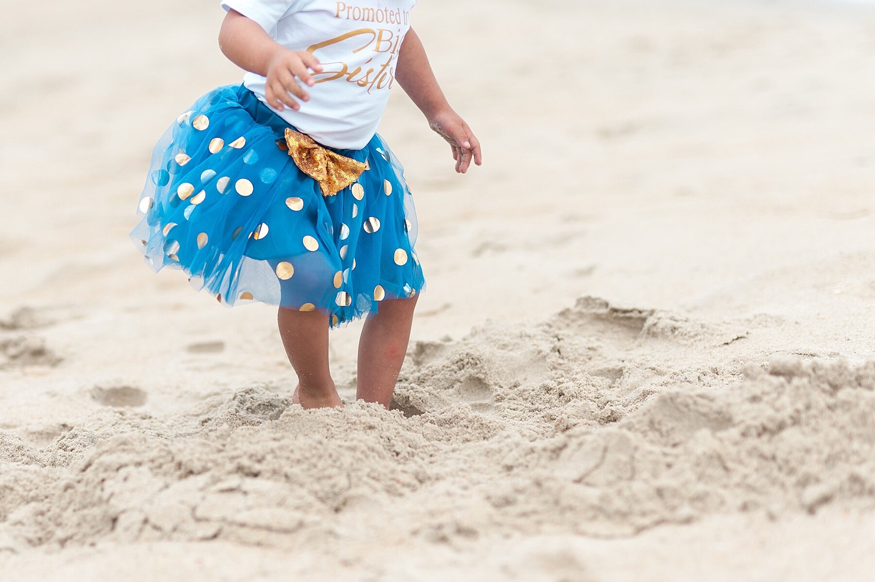 Wendy Zook Photography | Outer Banks maternity announcement, maternity, pregnancy announcement, Outer Banks pregnancy announcement, Frederick MD maternity photographer, Frederick maternity photographer, new baby, baby announcement