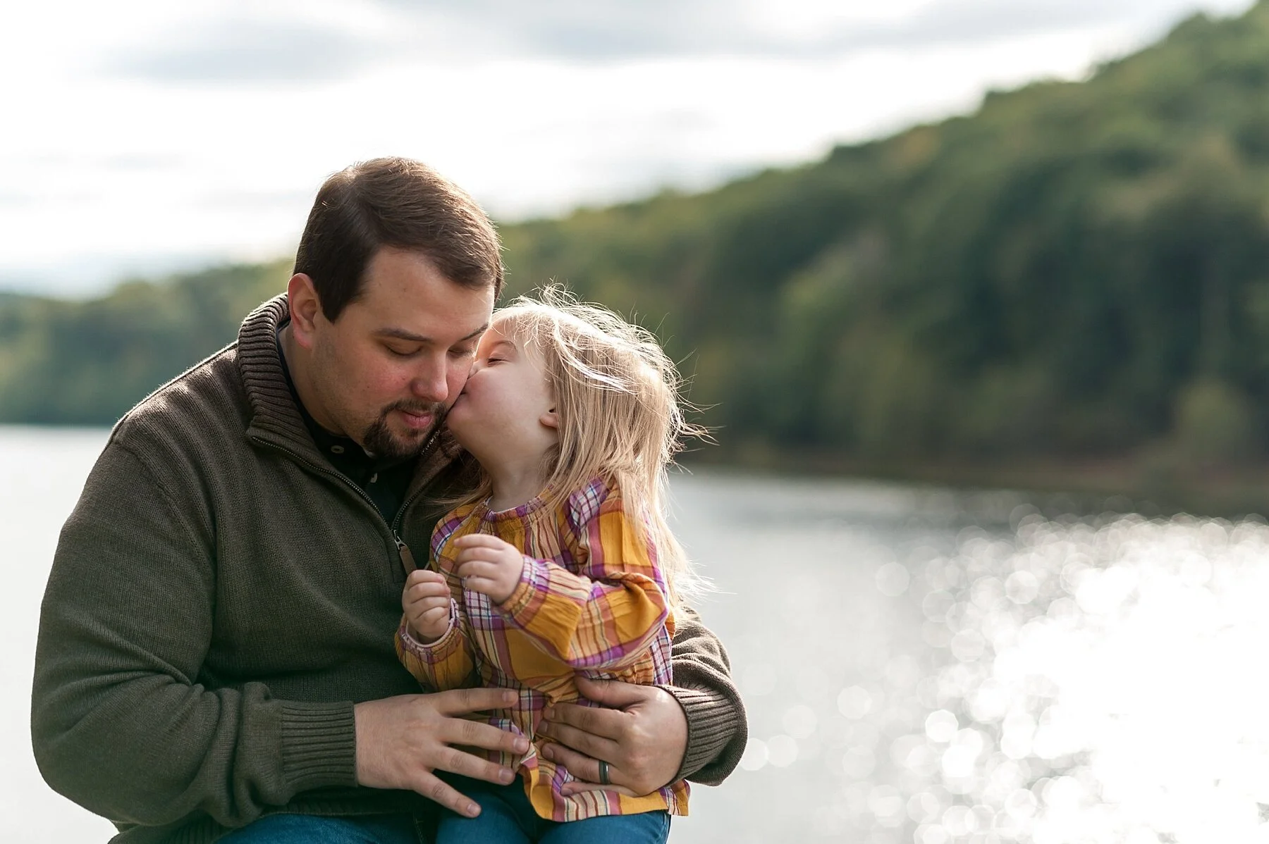 Wendy Zook Photography | Frederick MD family photographer, Frederick Maryland family photos, Christmas card photo tips, tips for Christmas cards, holiday tips, Christmas holiday season