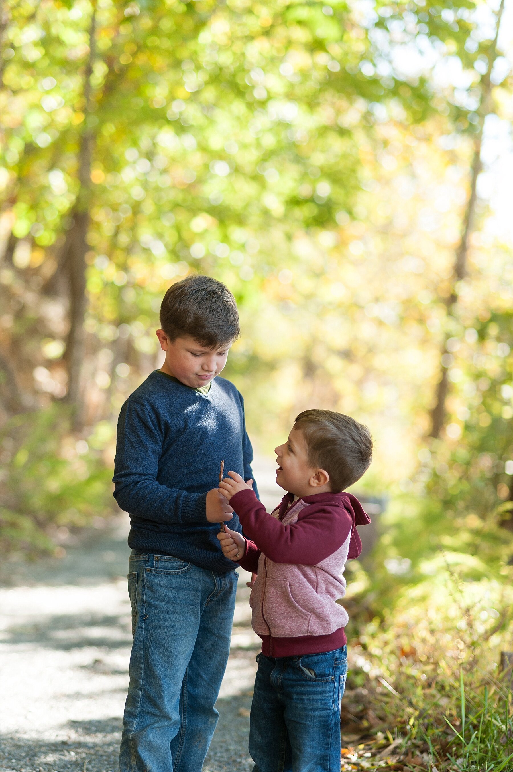 Wendy Zook Photography | Frederick MD Family photographer, family photos in the fall, Frederick family photos, Maryland family photographer, Maryland family photos, fall family portraits, Frederick Maryland family photos