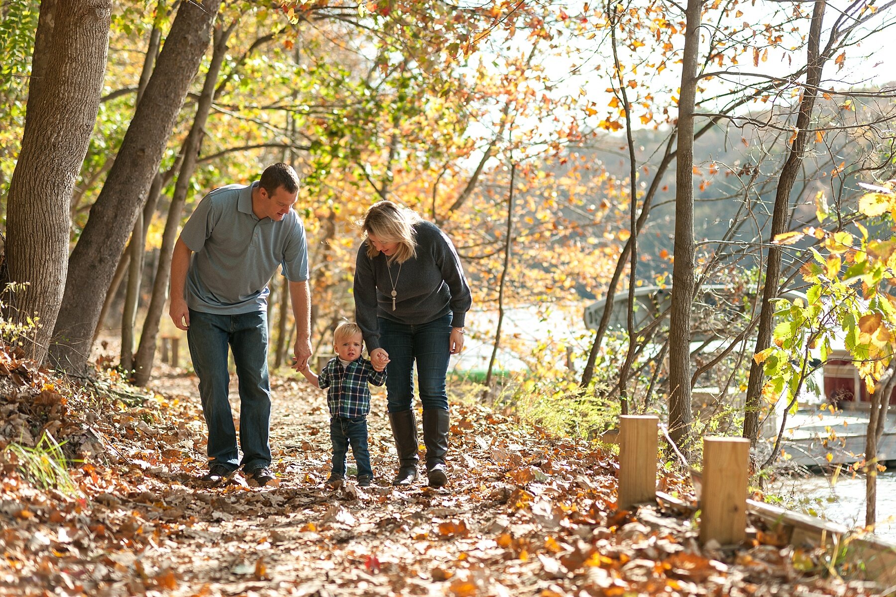 Wendy Zook Photography | Frederick Maryland family photographer, Frederick Family photographer, Maryland family photographer, MD family photographer, Frederick family photos, fall family photos in Frederick MD, Lake Linganore family photos, Lake Linganore, family photos with a toddler