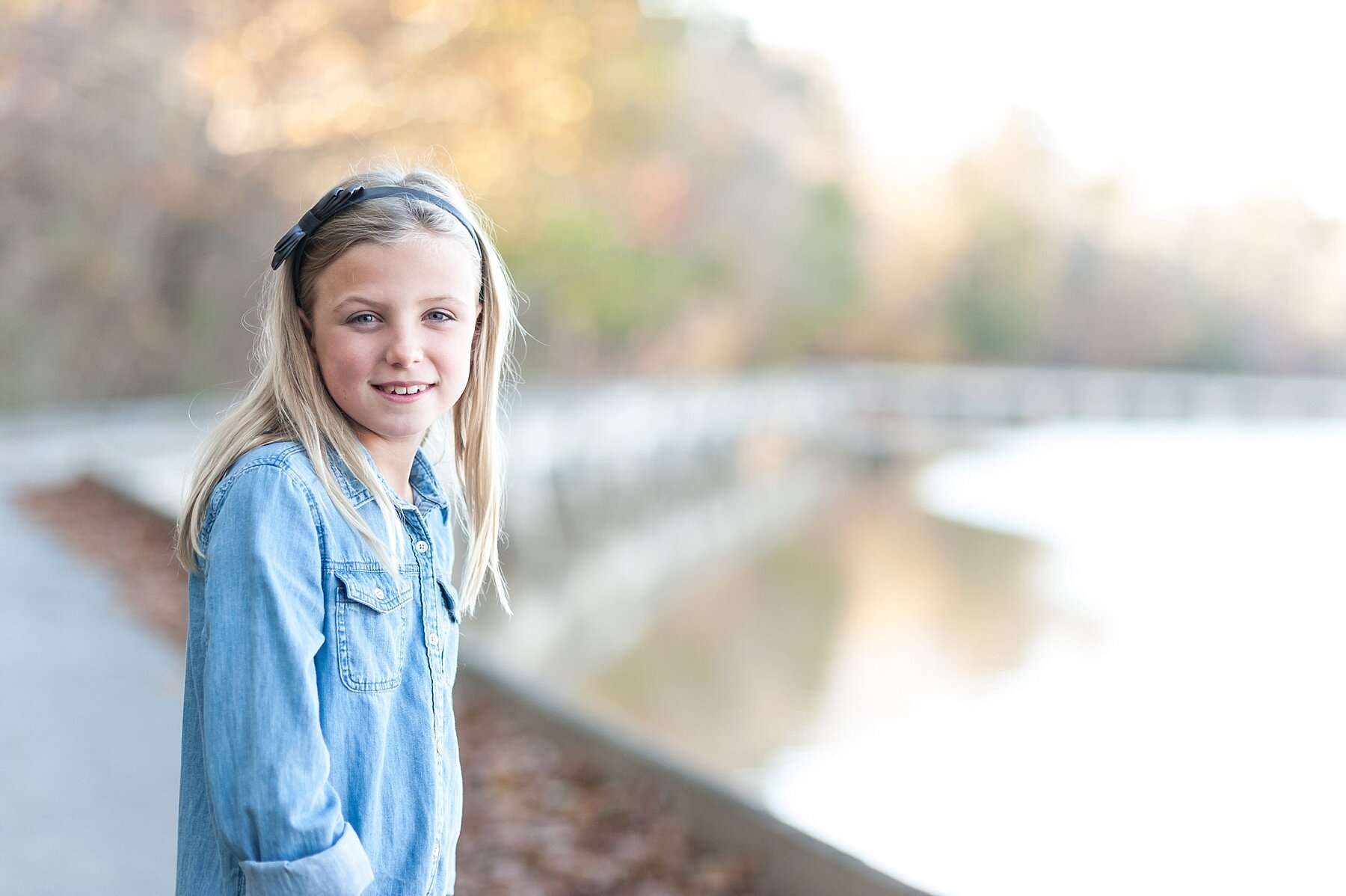 Wendy Zook Photography | Frederick Maryland family photographer, Frederick Family photographer, Maryland family photographer, MD family photographer, Frederick family photos, fall family photos in Frederick MD, Lake Linganore, Esplanade