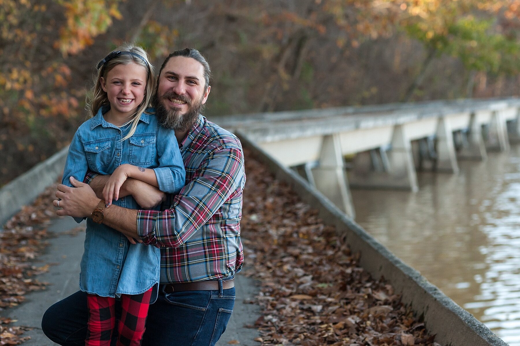 Wendy Zook Photography | Frederick Maryland family photographer, Frederick Family photographer, Maryland family photographer, MD family photographer, Frederick family photos, fall family photos in Frederick MD, Lake Linganore, Esplanade