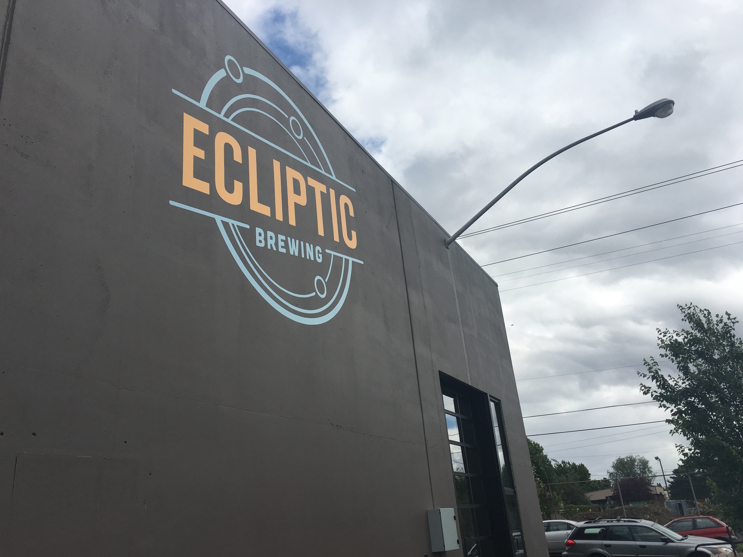 Portland Oregon Brewery and Food Tour Microbreweries Beer Ecliptic Brewery