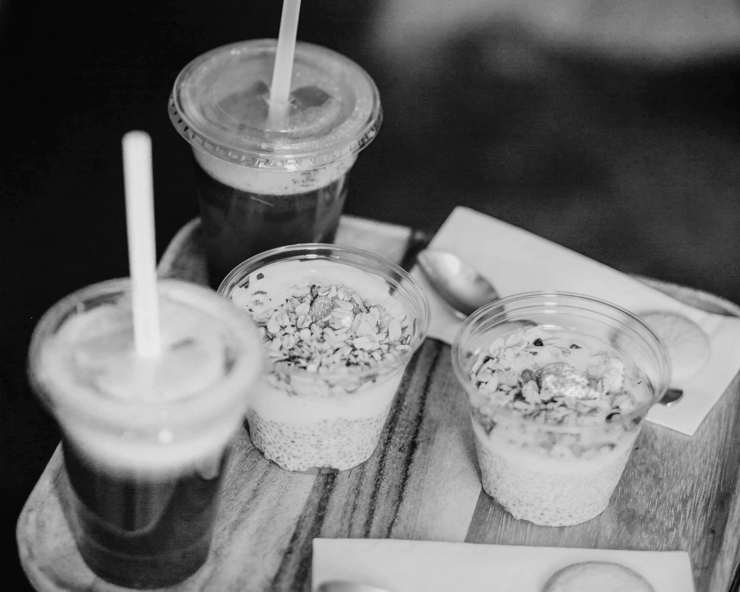 Und weil wir bei so viel Denk/Sport wirklich viel Energie verbrauchen, gibt es jede Menge Wasser, Obst, Gemüse und Smoothies im Office.