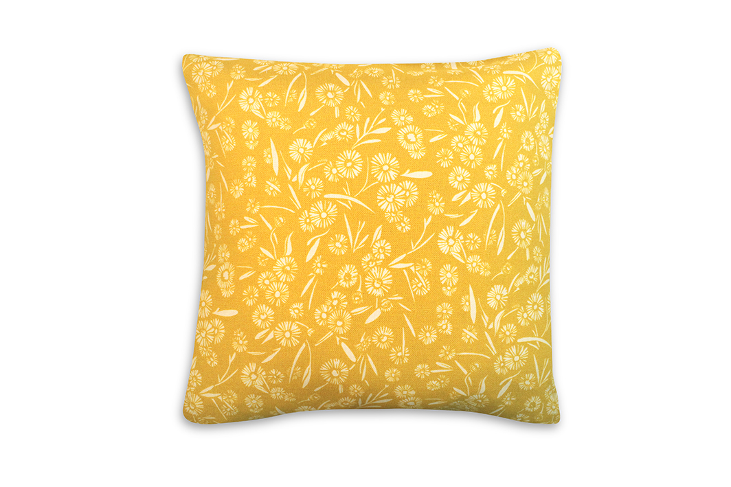 SH_CutOut__DaisyDaisyCushion_Mustard.jpg