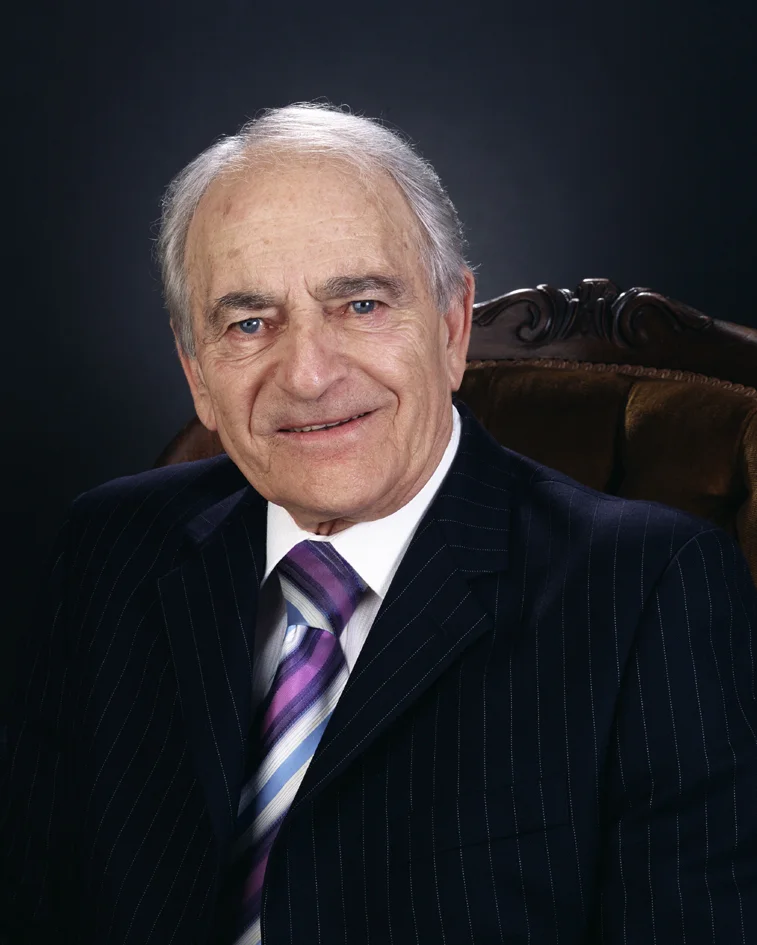 Independent Manufacturing Director, 2009