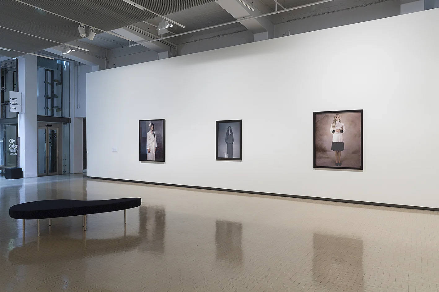 City Gallery_Yvonne Todd_Creamy Psychology_documentation_hiRez_024.jpg