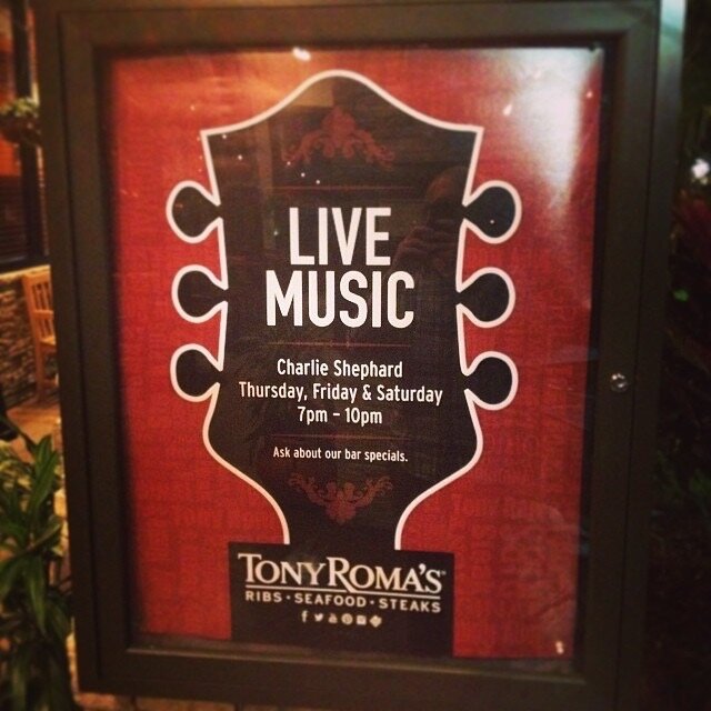 gig tony roma's.JPG