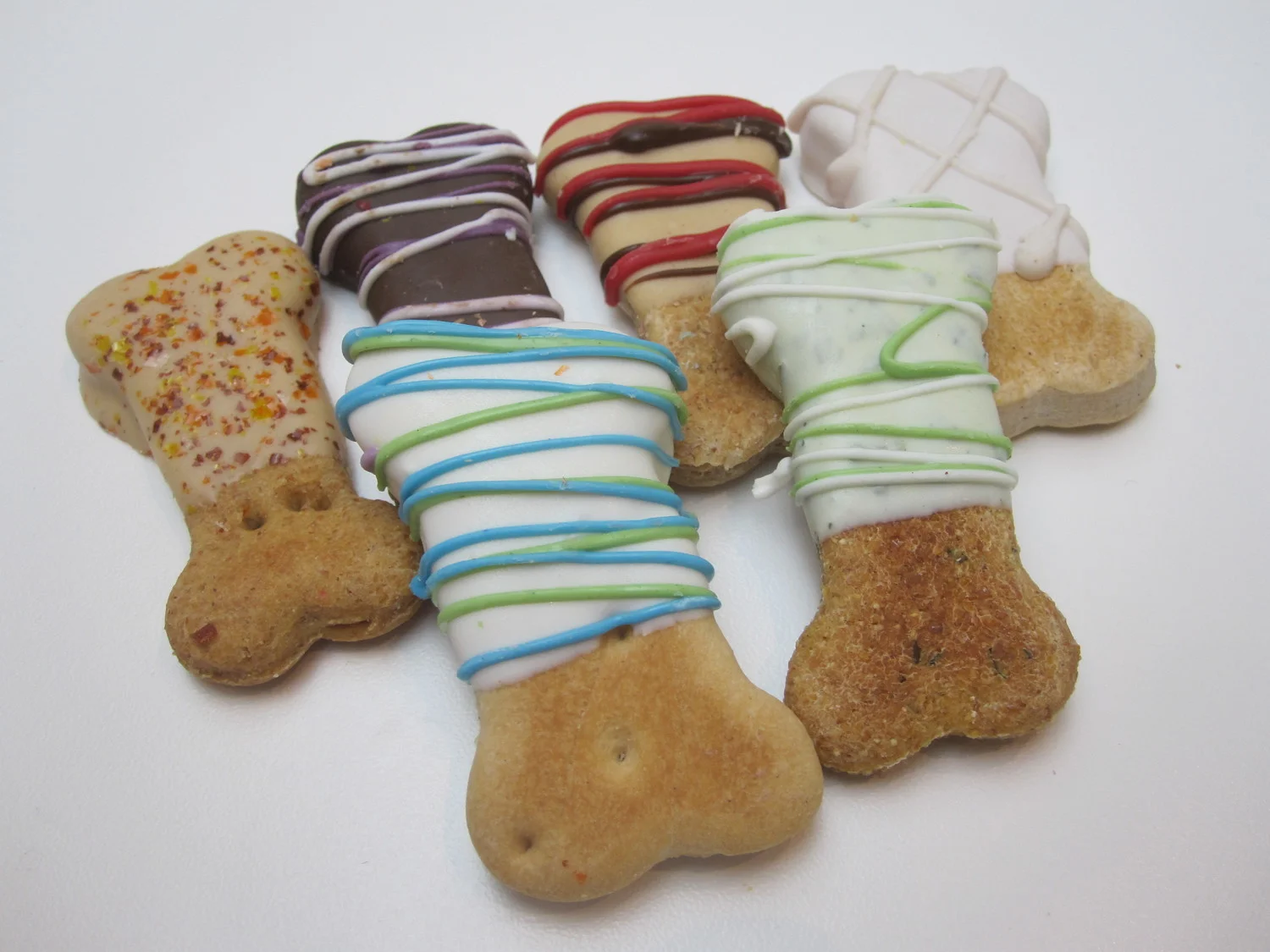 Happy bones - box of 12.jpg