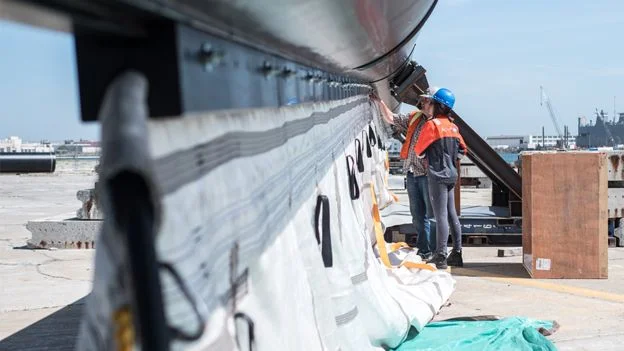 Giant Trap Is Deployed to Catch Plastic Littering the Pacific Ocean