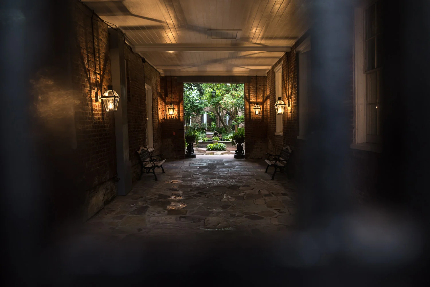New-Orleans-Courtyards-2.jpg