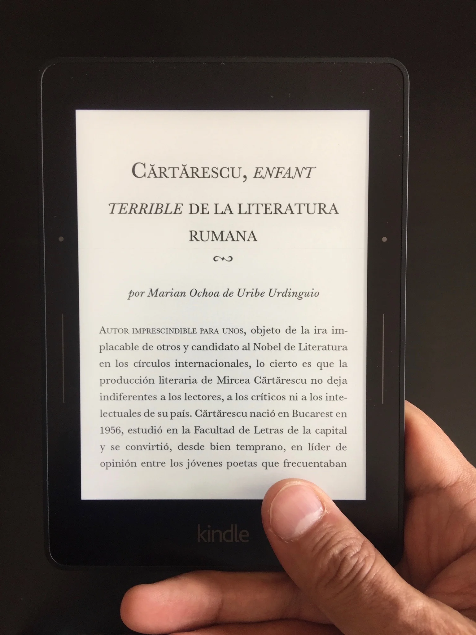 Claro, cómodo y liviano. Así se lee en el Kindle.