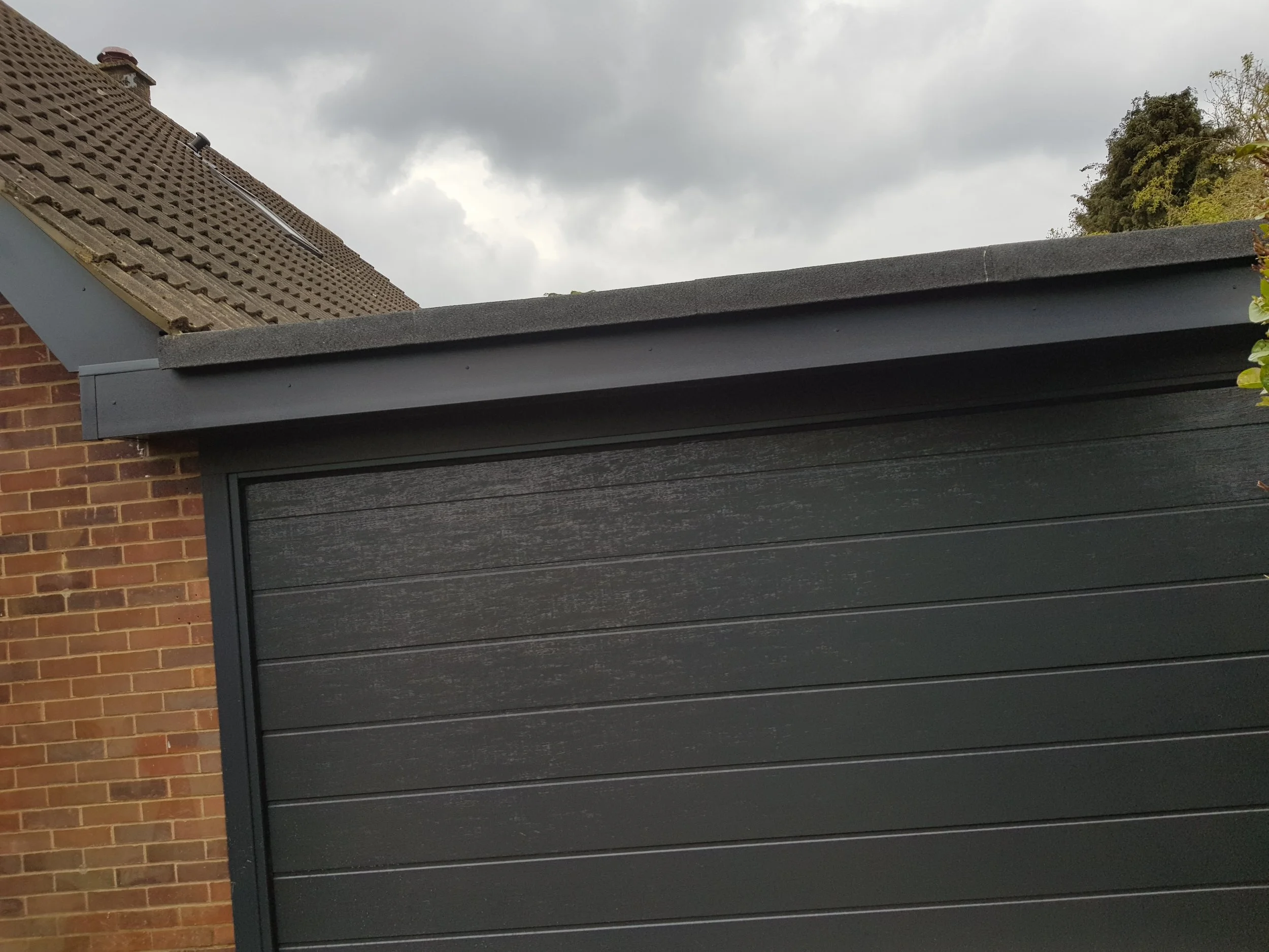 Garage.jpg
