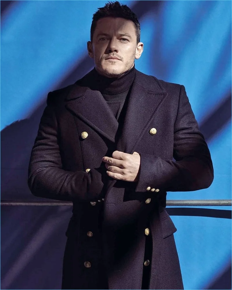 Luke-Evans-2017-GQ-Portugal-Cover-Photo-Shoot-003.jpg