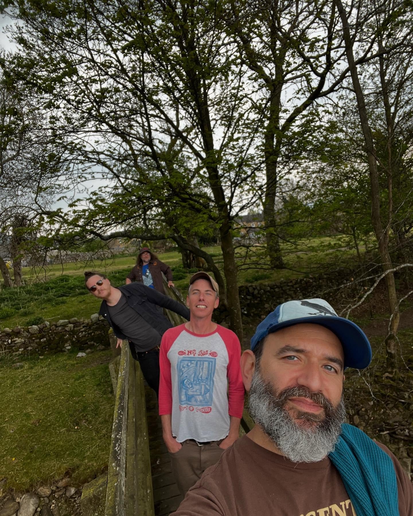 Everybody&rsquo;s readying up for tonight&rsquo;s show at The Cumberland Arms in Newcastle! 

Git ye here! 

#thehotseats #uktour2025 #stageyoga #boybandshit #sausages