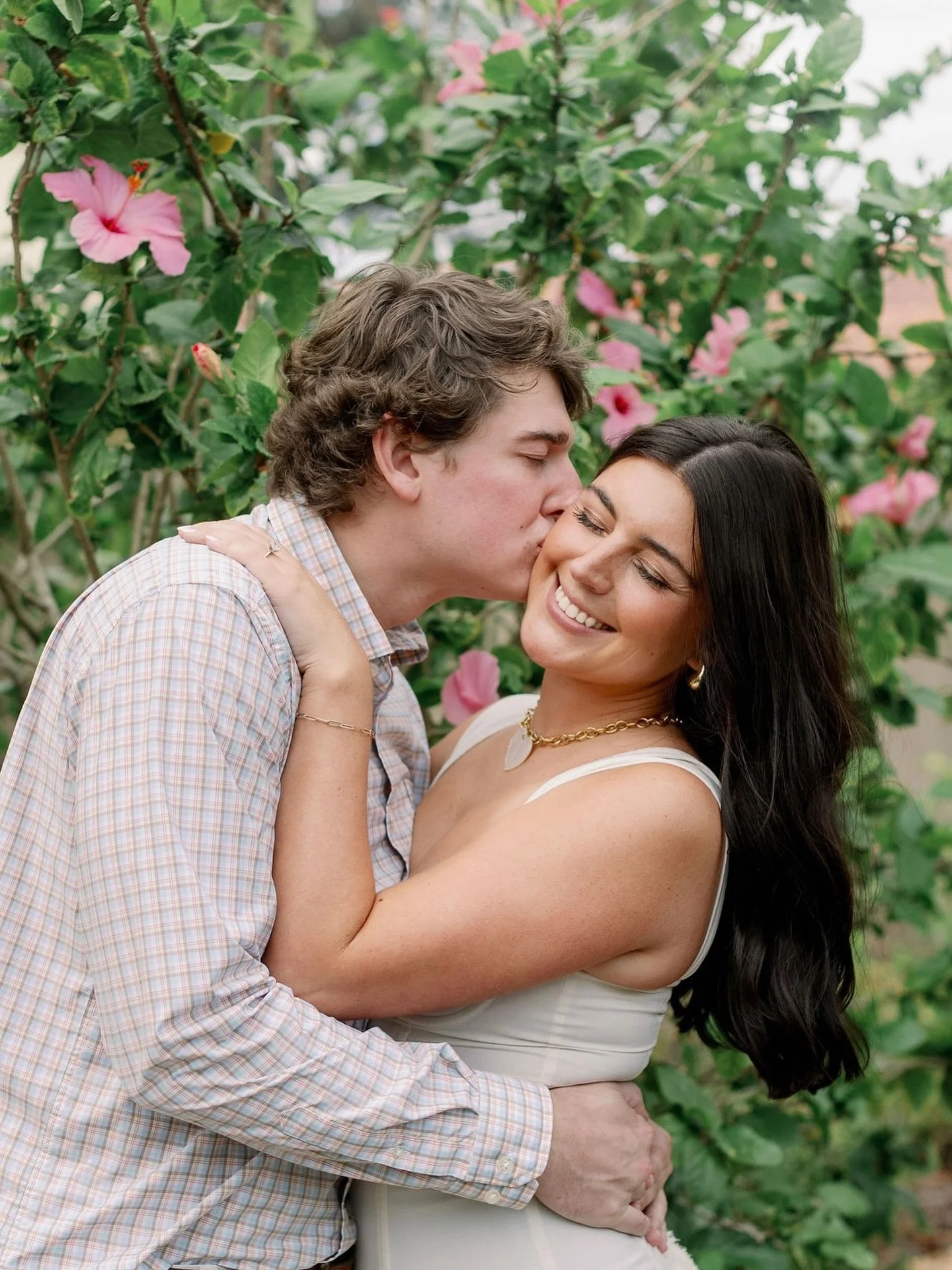 Off to Knoxville, TN today for Peyton + Will&rsquo;s wedding Weekend! So excited to document these two getting married at @thequarryvenue. See y&rsquo;all soon! 🥂
.
.
#destinationweddingphotographer #floridaweddingphotographer #atlantaweddingphotogr