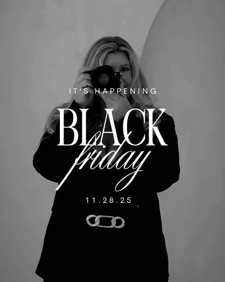 IT&rsquo;S HAPPENING&hellip; ✨ I am so excited to announce my offerings this year for Black Friday! Beginning 11.28 and ending on 12.5 all new wedding bookings will have the choice to choose between a free engagement session, a wedding album or free 