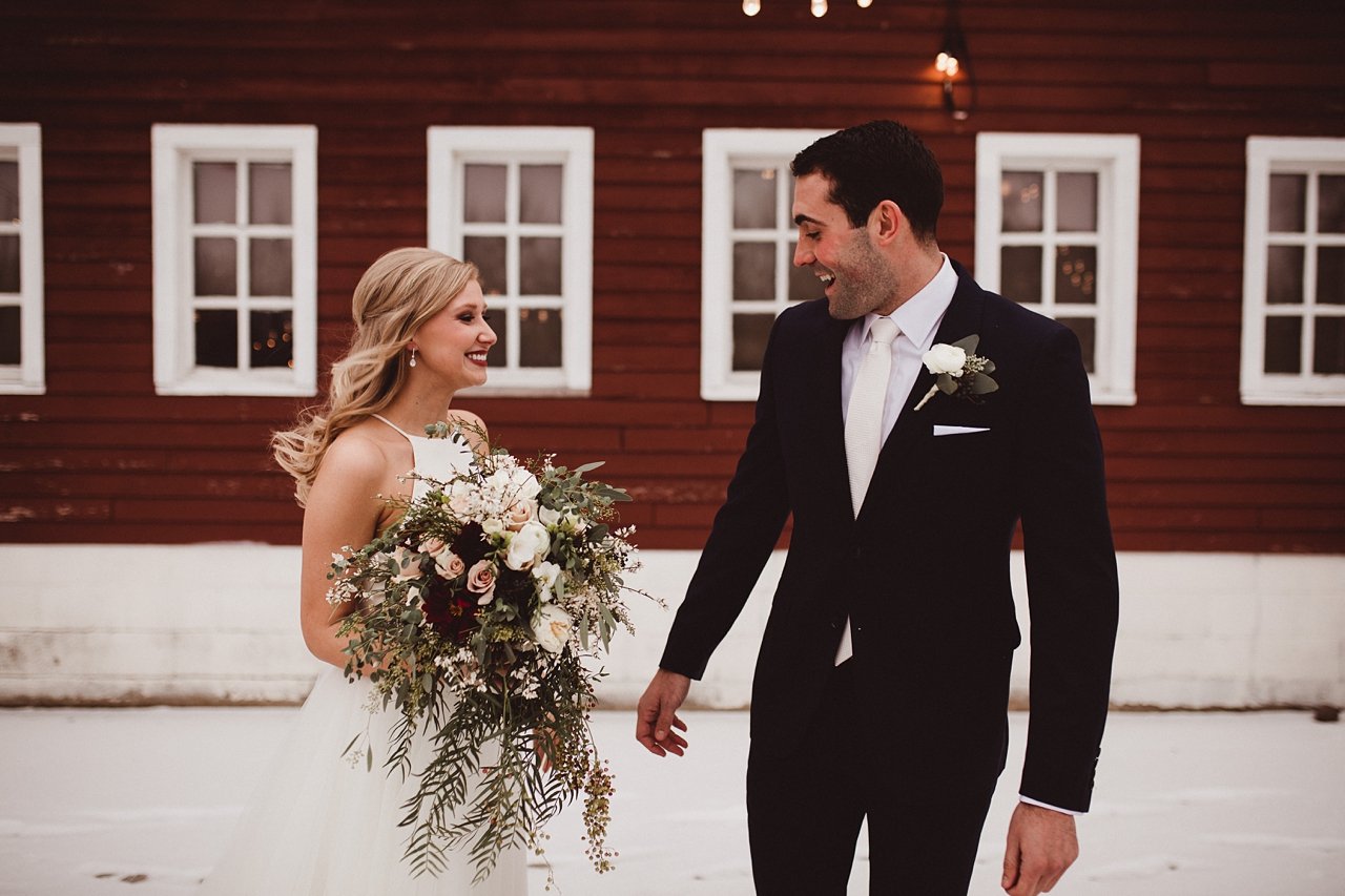 MADDIE AND TRAVIS / OMAHA WEDDING / THE BARN AT THE ACKERHURST DAIRY FARM