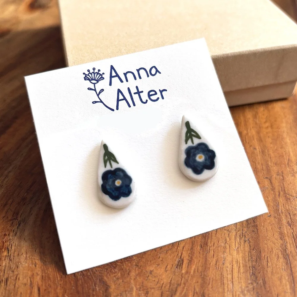 dk blue tear post.jpg